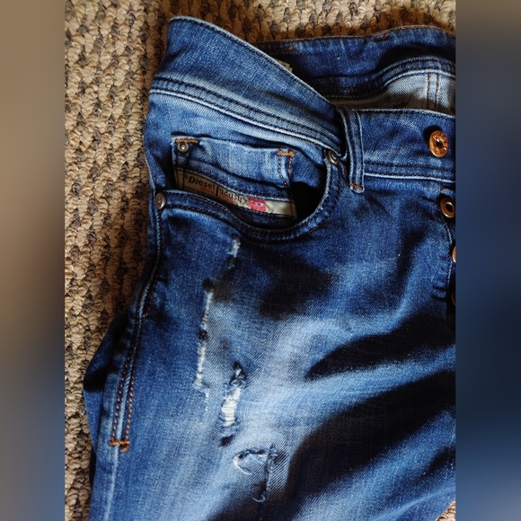 Diesel Sleenker 28Wx34L (read) - Picture 2 of 7